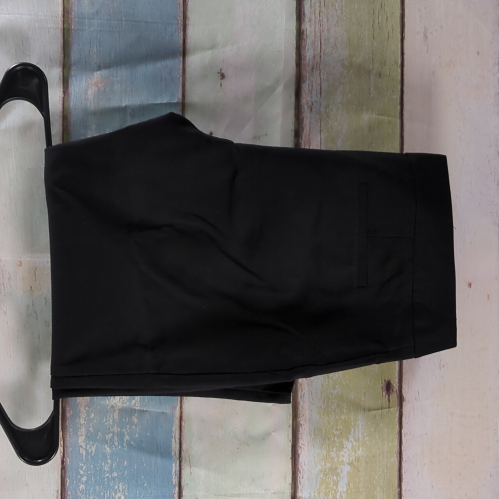 Apt 9 Curvy Fit Short
